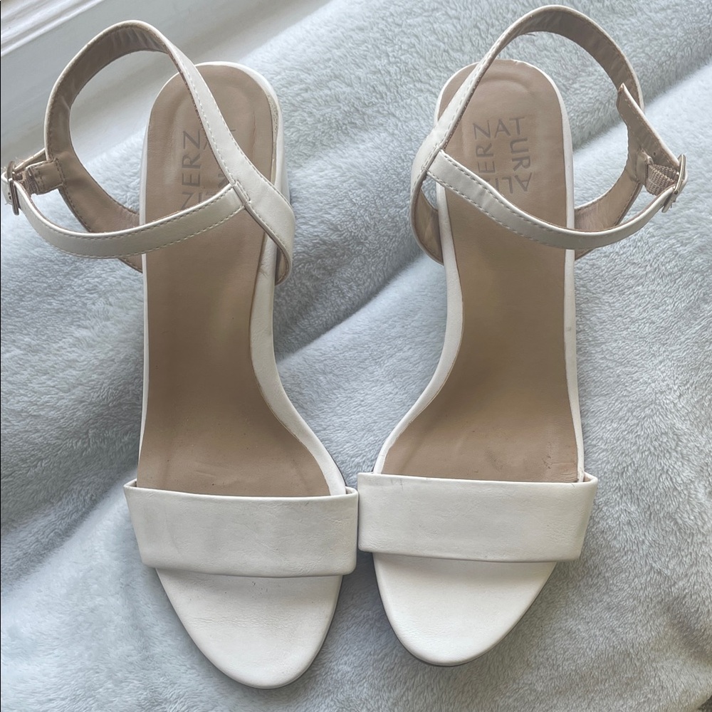 Naturalizer Vera Ankle Strap White Heeled Sandals sz 9 width M